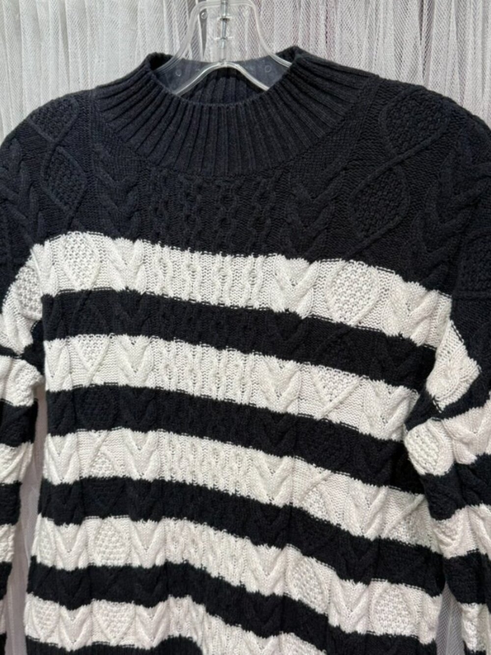 Tahari Women’s Black White Striped Cable Knit Sweater 100% Cotton Womens Size XS - Picture 2 of 10